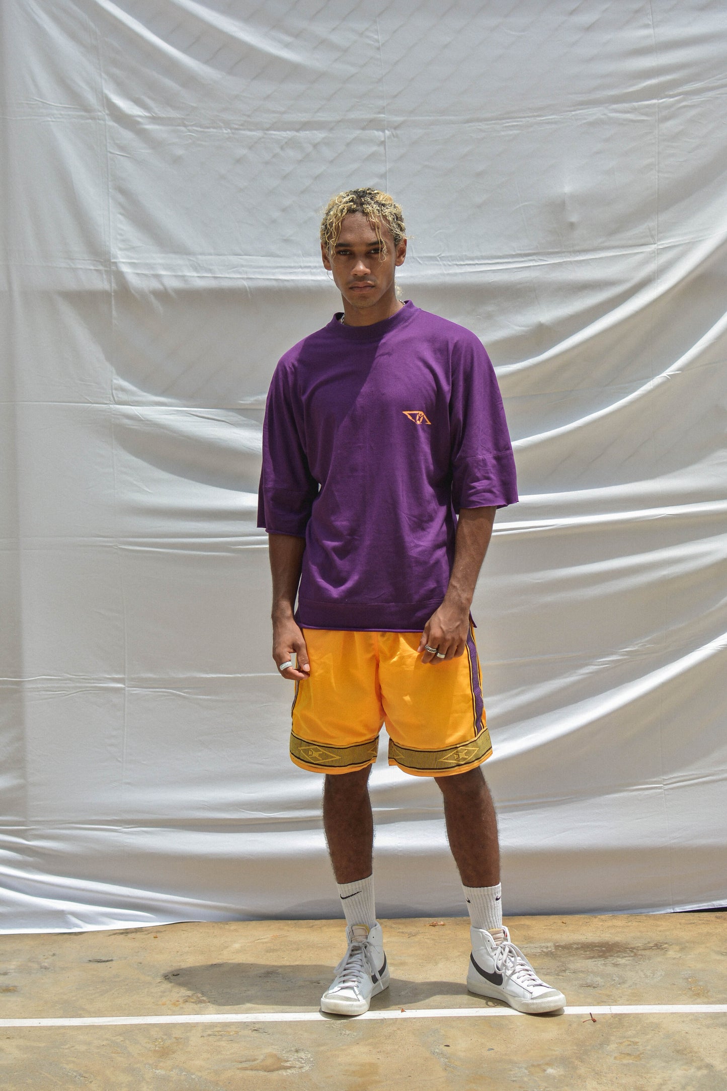 LGNDSNVRDIE Authentic Shorts MEN | MVP Gold