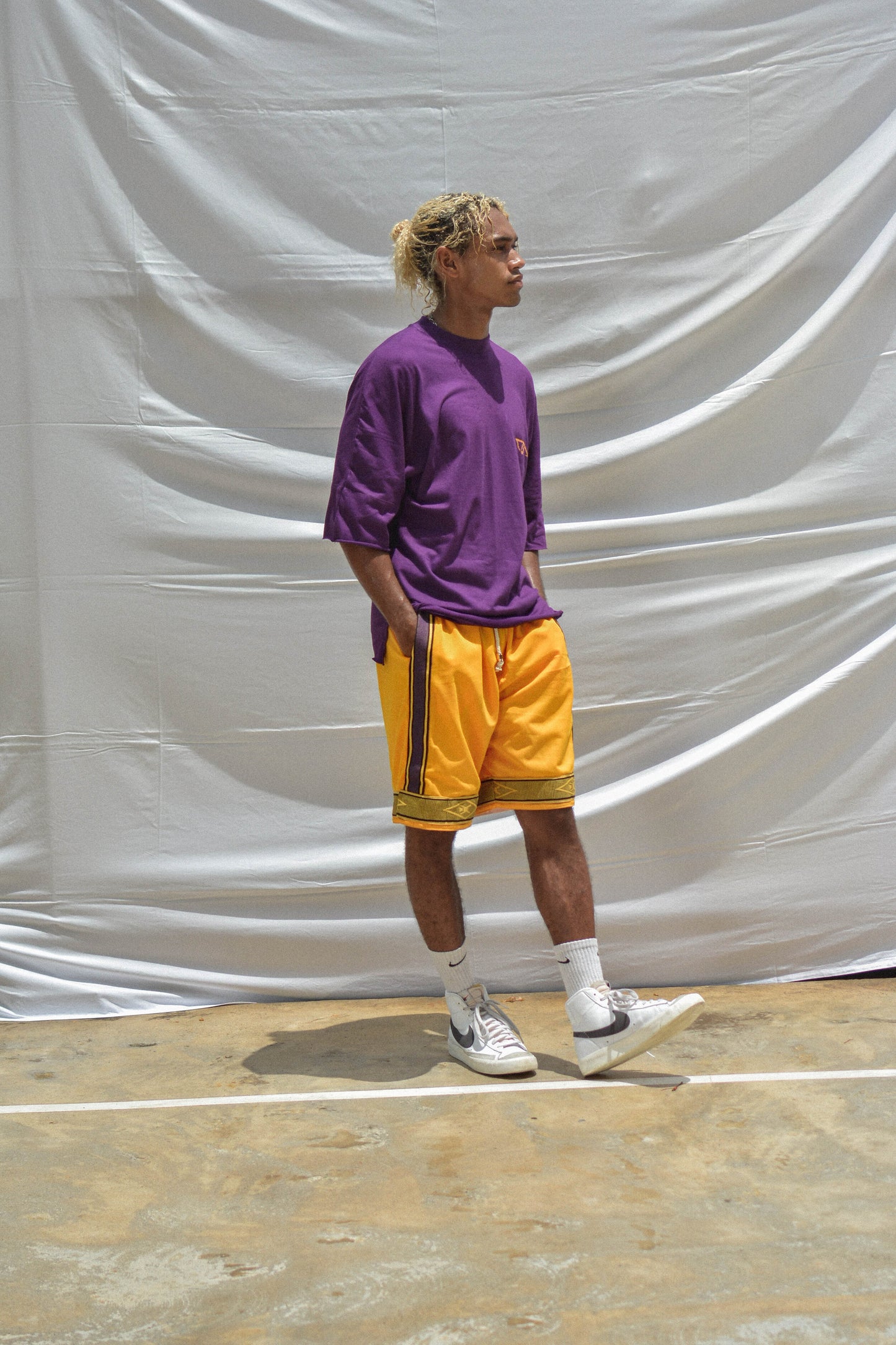 LGNDSNVRDIE Authentic Shorts MEN | MVP Gold